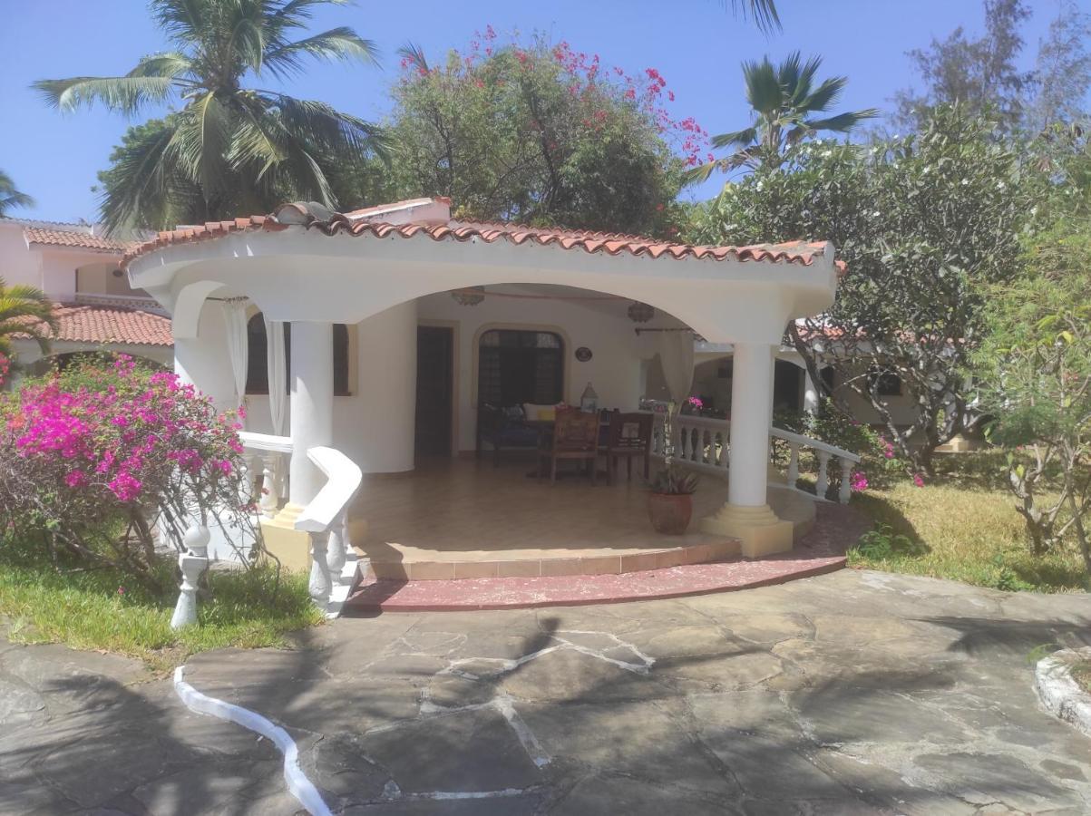 2Livu Villas Watamu Kültér fotó